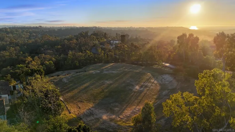 5281 La Glorieta Rancho Santa Fe, CA 92067