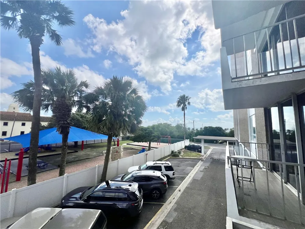 715 S Upper Broadway Street #205 Corpus Christi, TX 78401
