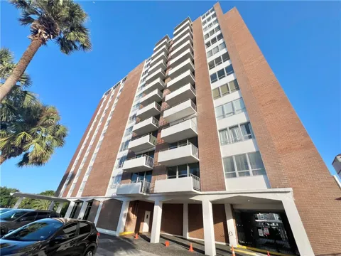 715 S Upper Broadway Street #205