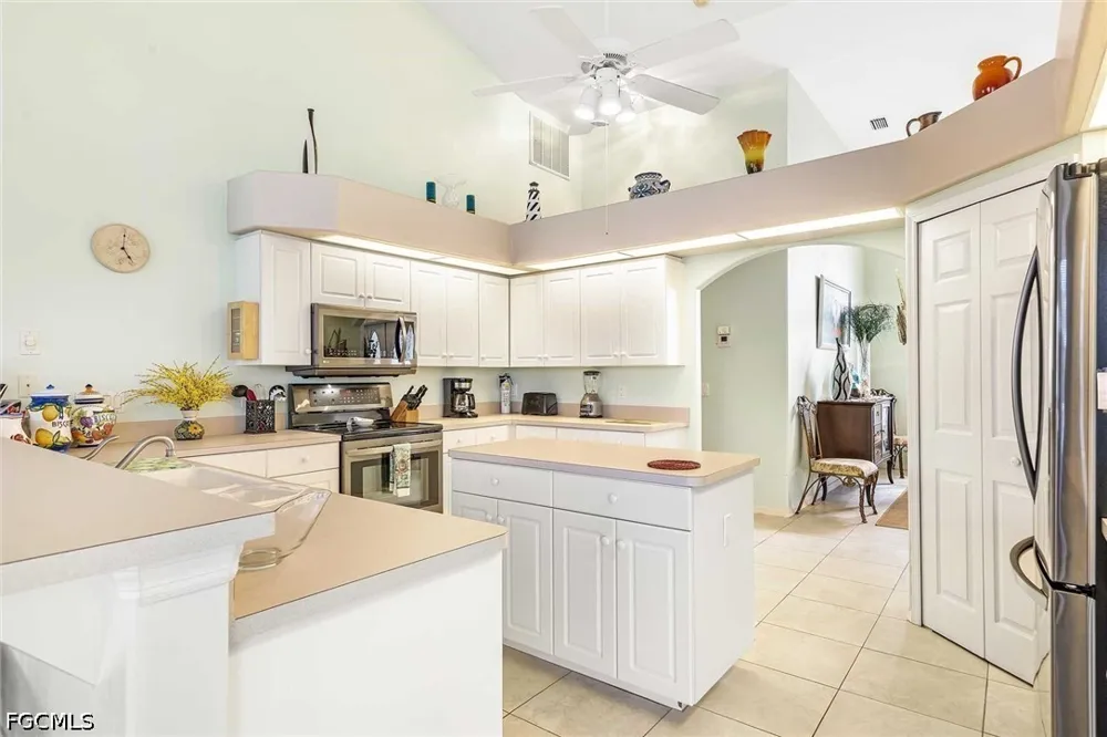 SW 31st Lane Cape Coral, FL 33914