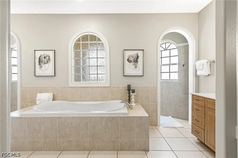 SW 42nd Lane Cape Coral, FL 33914