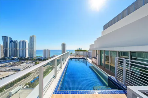 300 Sunny Isles Blvd #Penthouse-03