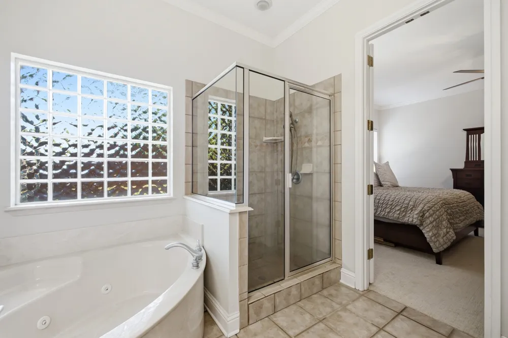 710 Knott Court Euless, TX 76039