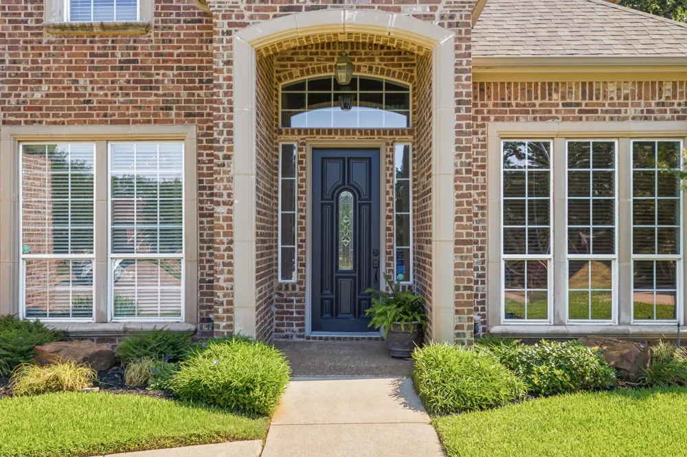 710 Knott Court Euless, TX 76039