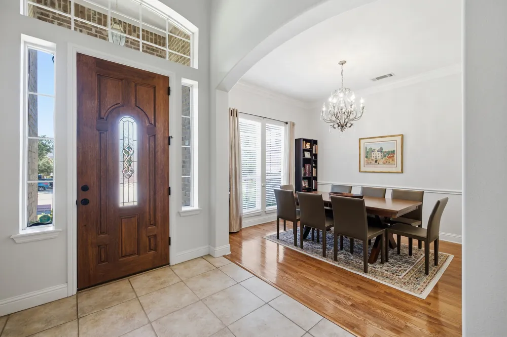710 Knott Court Euless, TX 76039