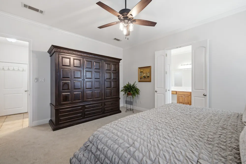 710 Knott Court Euless, TX 76039