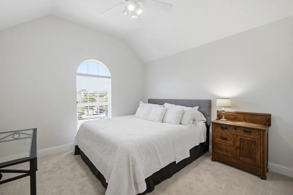 710 Knott Court Euless, TX 76039