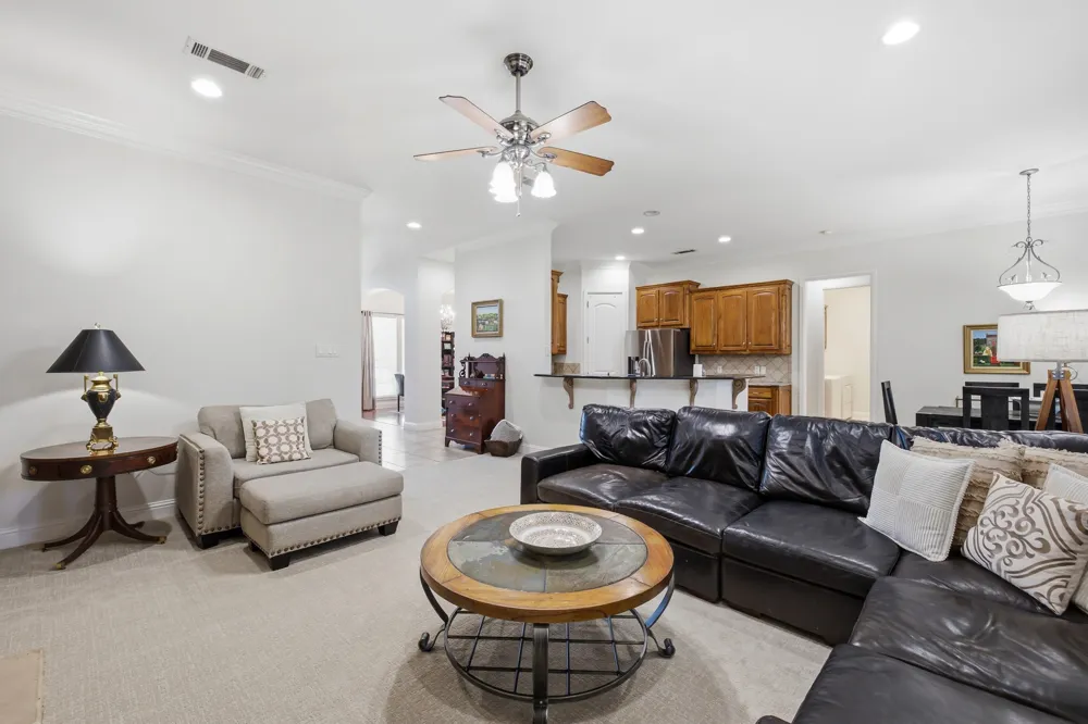 710 Knott Court Euless, TX 76039