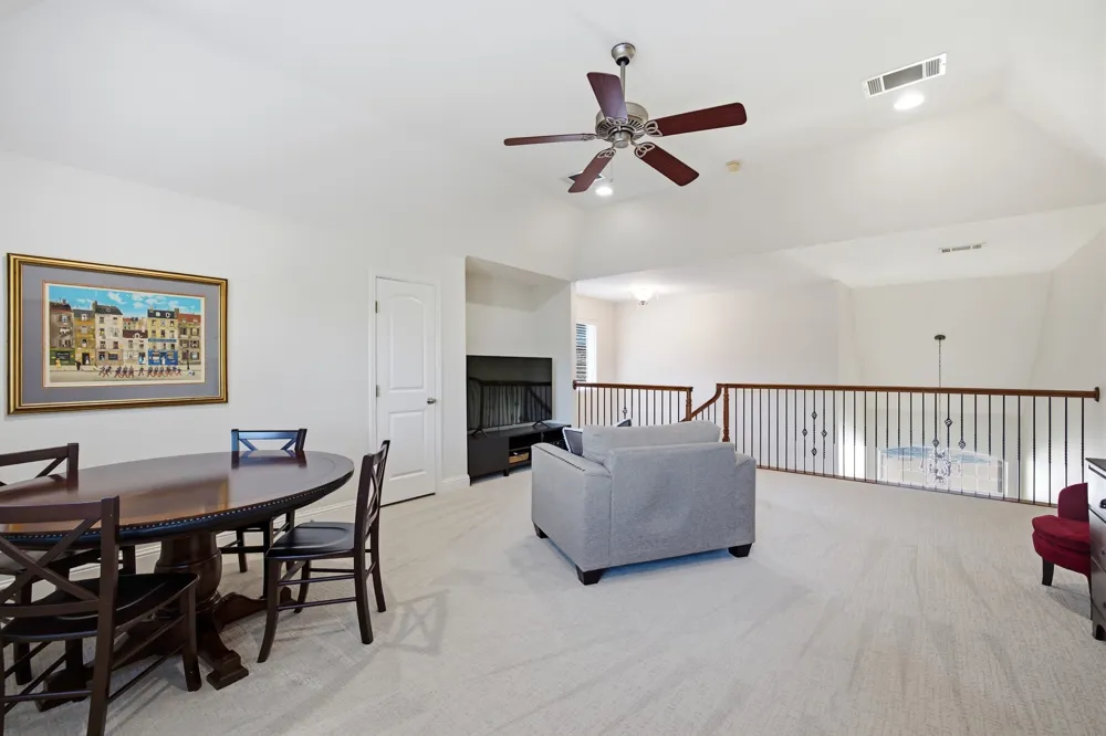 710 Knott Court Euless, TX 76039