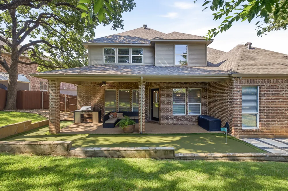 710 Knott Court Euless, TX 76039