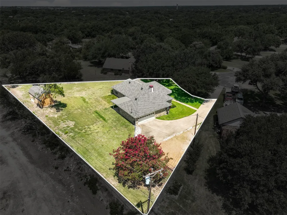 740 Squire Place Red Oak, TX 75154