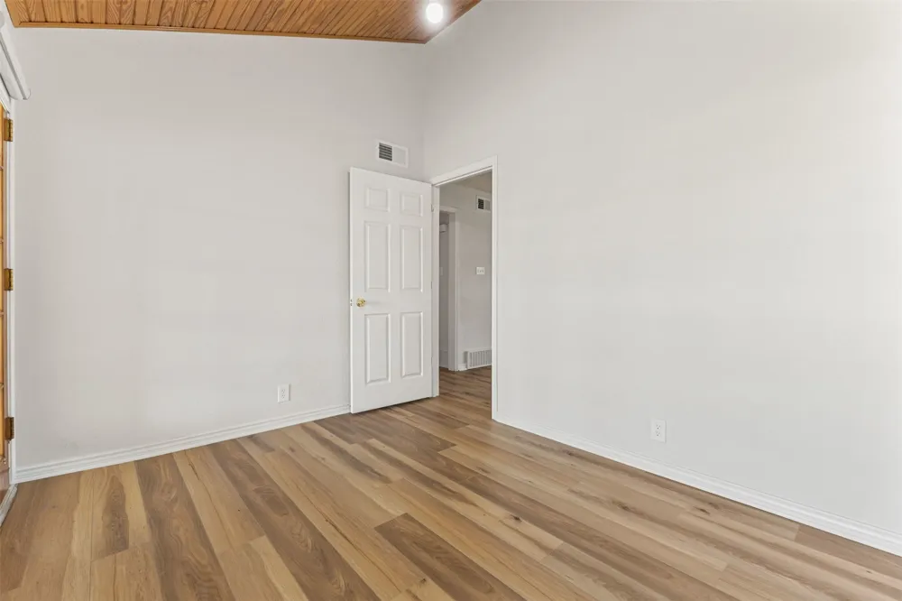 740 Squire Place Red Oak, TX 75154