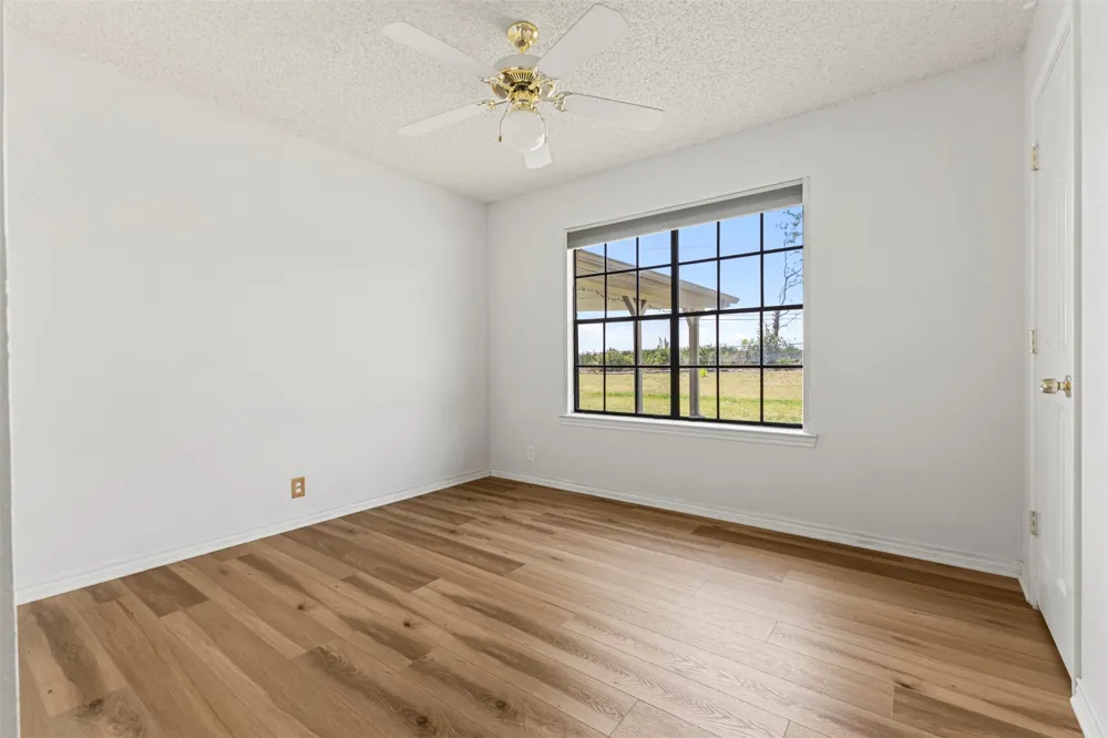 740 Squire Place Red Oak, TX 75154