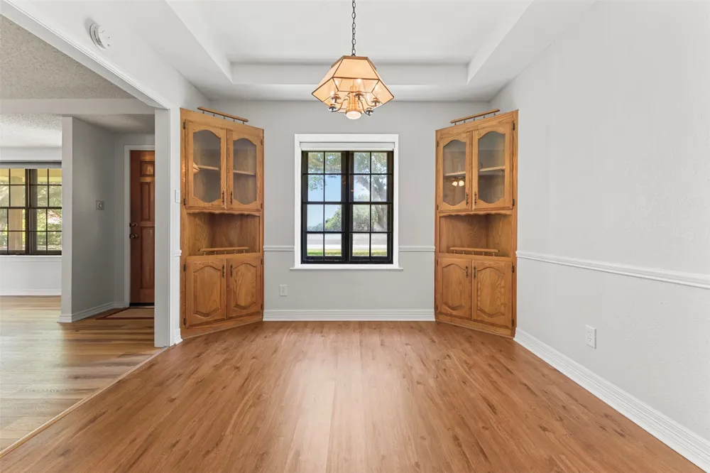 740 Squire Place Red Oak, TX 75154