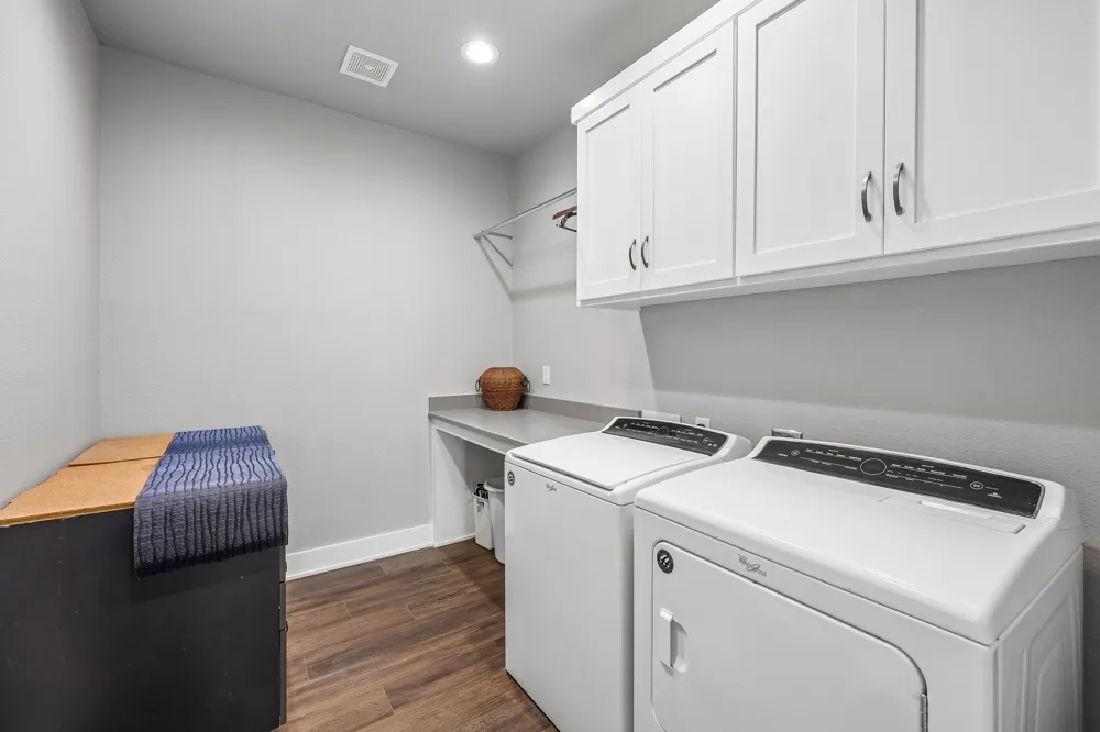 116 E Bexar Street Mabank, TX 75147