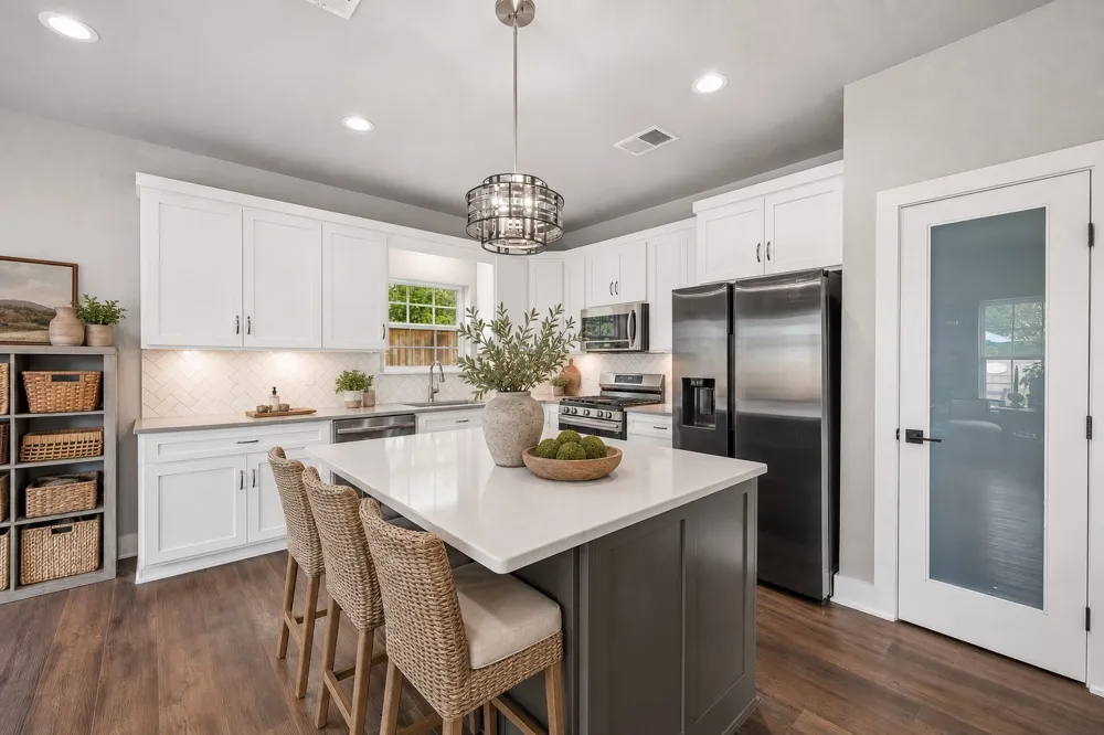 116 E Bexar Street Mabank, TX 75147