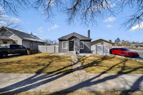 529 Deuel Street