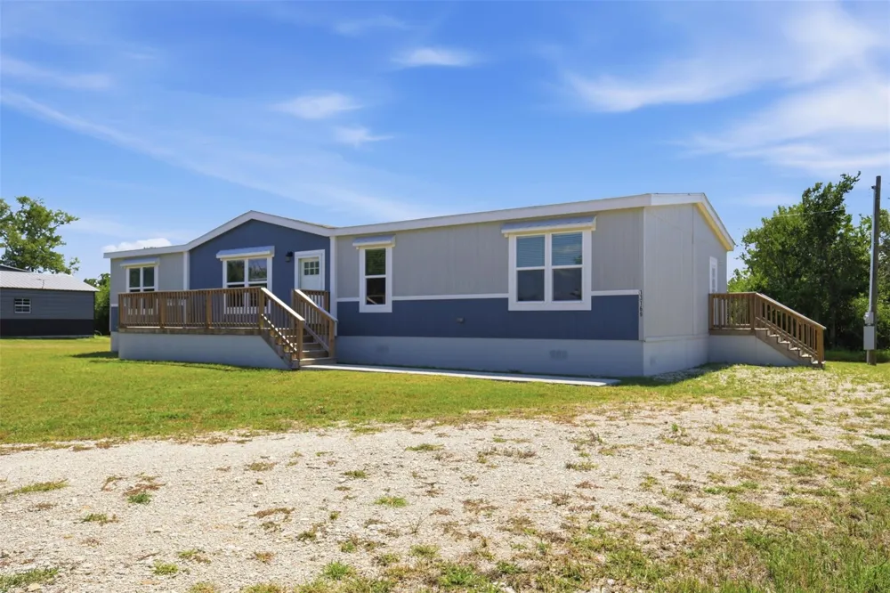 13169 County Road 164 Iola, TX 77861