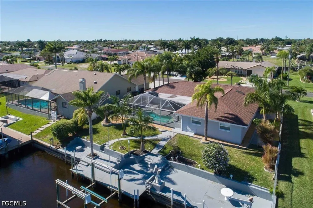 SE 19th Place Cape Coral, FL 33904