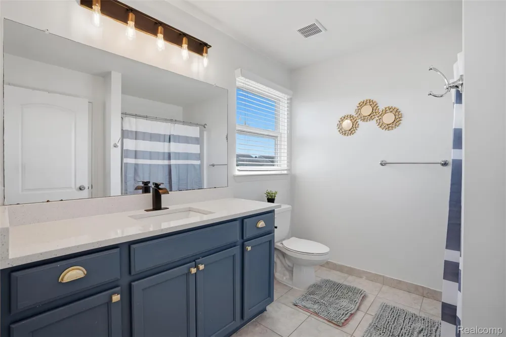 59625 Twin Pines Drive Lyon Charter Township, MI 48165