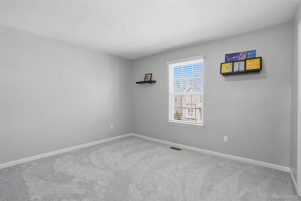 59625 Twin Pines Drive Lyon Charter Township, MI 48165
