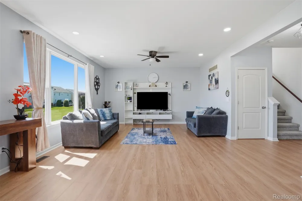 59625 Twin Pines Drive Lyon Charter Township, MI 48165