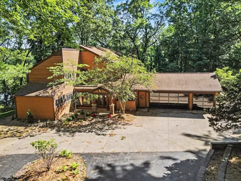 1628 Whites Road