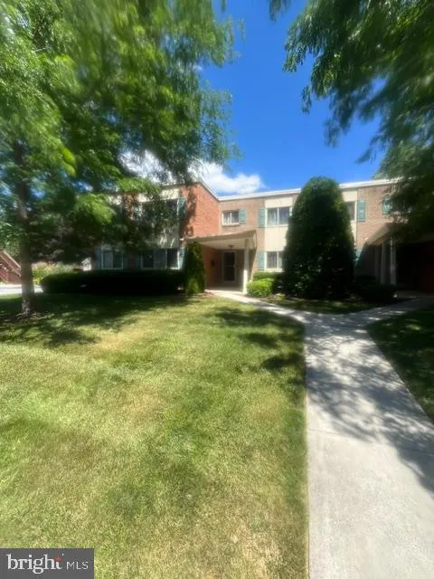 111 S 24TH STREET #B