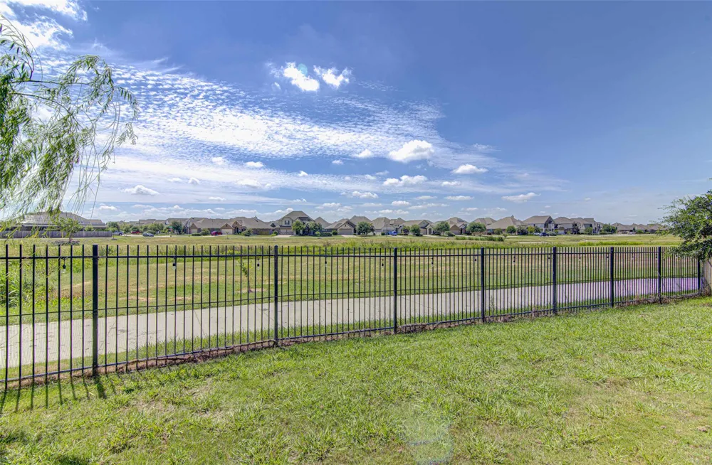 3813 Birdwatch Loop Pflugerville, TX 78660