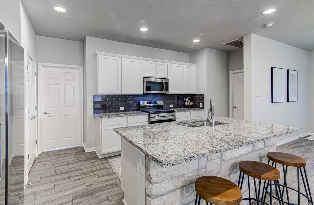 3813 Birdwatch Loop Pflugerville, TX 78660