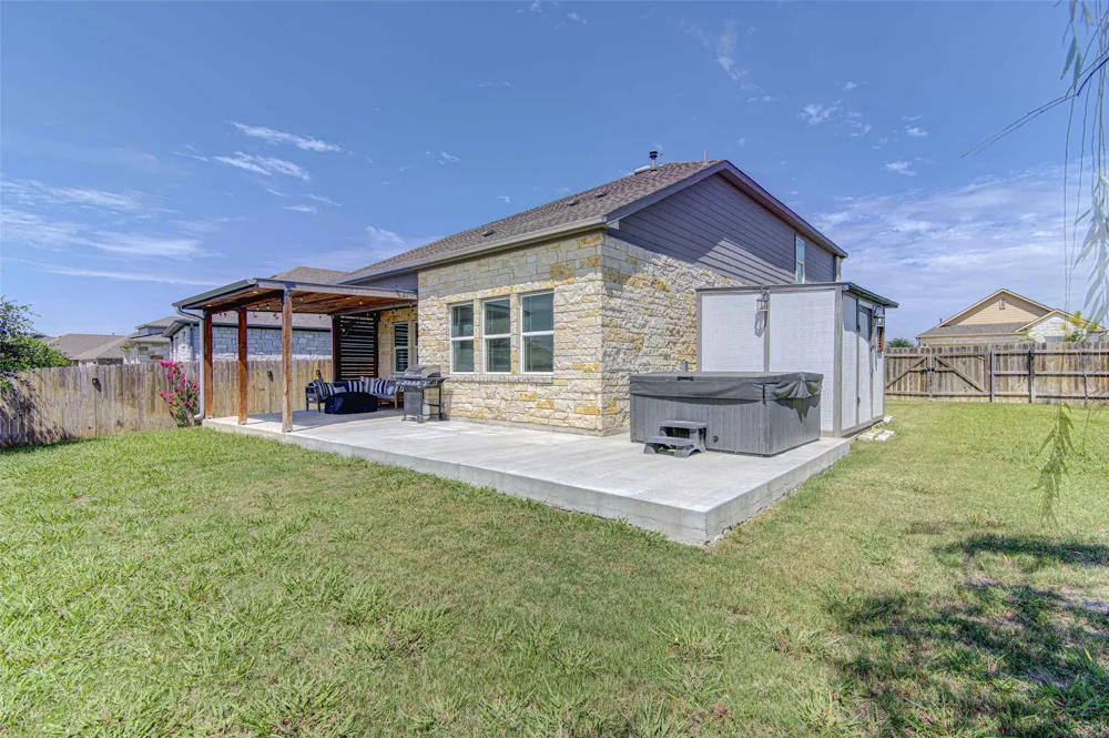 3813 Birdwatch Loop Pflugerville, TX 78660