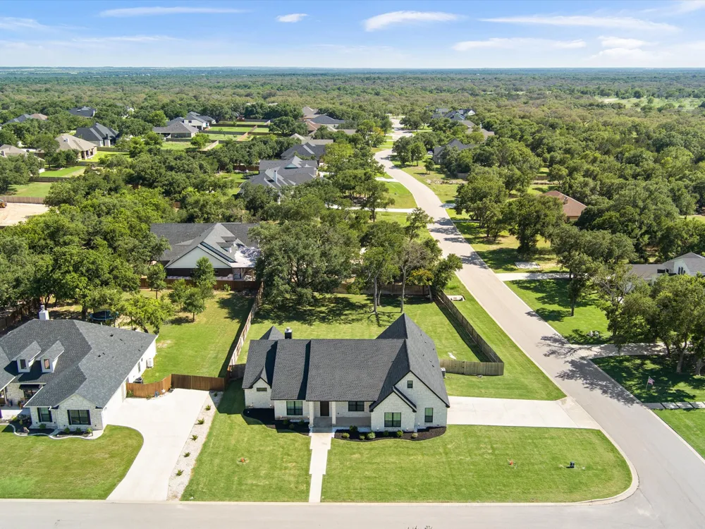 8425 Anna's Spring Drive Salado, TX 76571