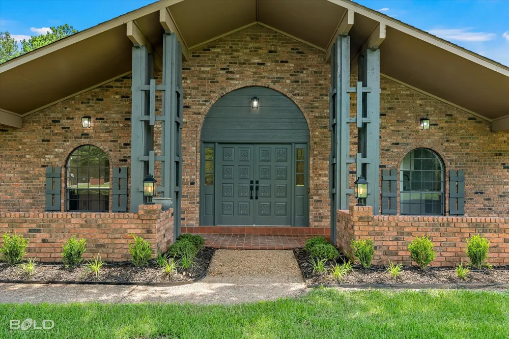 13695 Four Forks Road Keithville, LA 71047