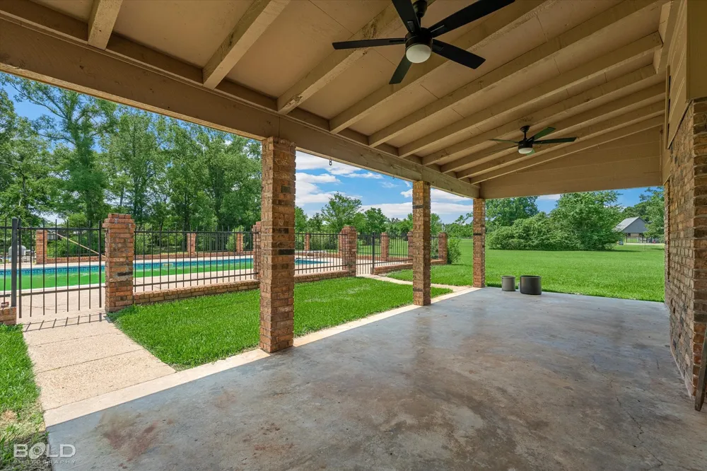 13695 Four Forks Road Keithville, LA 71047