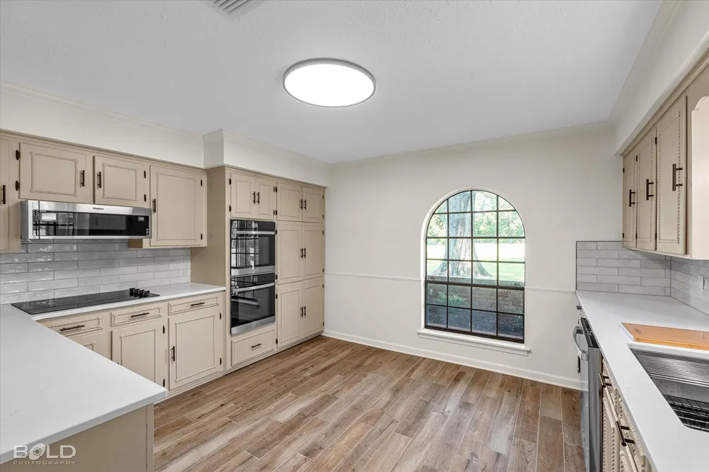 13695 Four Forks Road Keithville, LA 71047