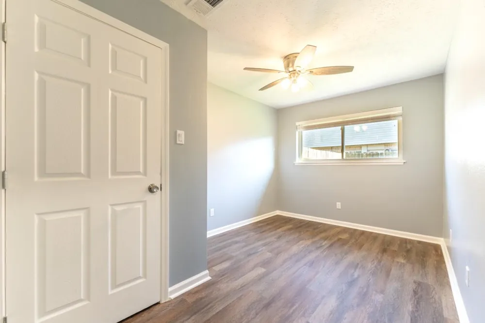 11803 Brook Meadows Lane Meadows Place, TX 77477