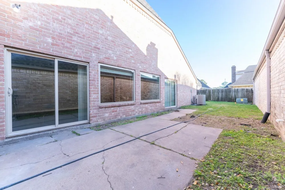 11803 Brook Meadows Lane Meadows Place, TX 77477