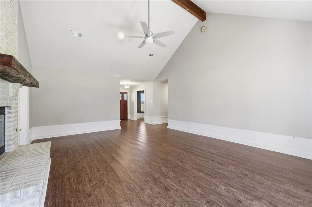 5433 Hidden Meadows Drive Orange, TX 77632