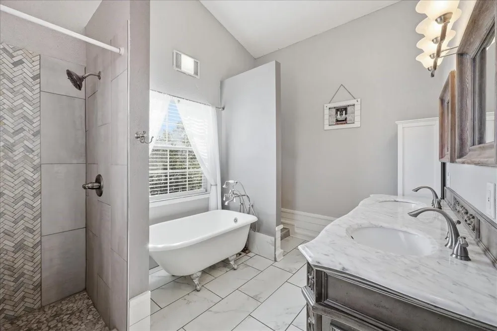 5433 Hidden Meadows Drive Orange, TX 77632
