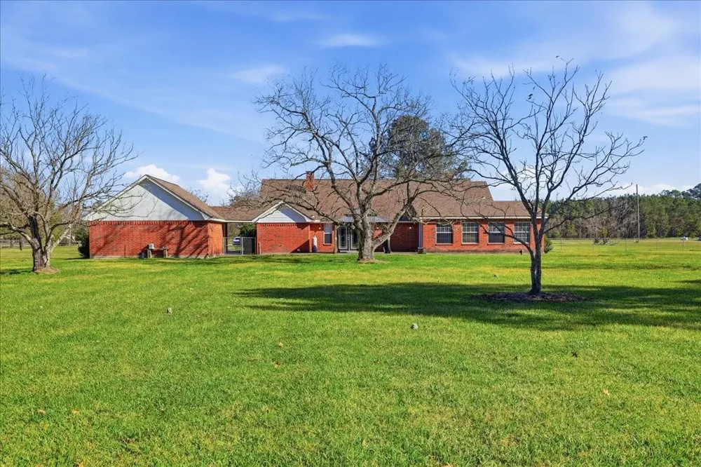 5433 Hidden Meadows Drive Orange, TX 77632