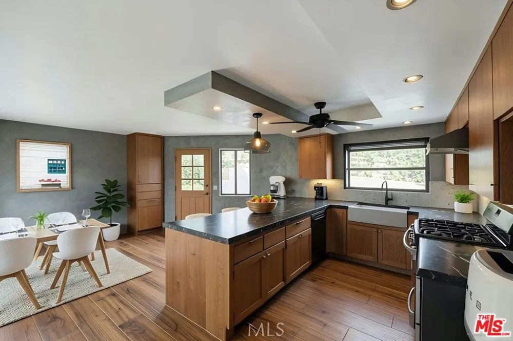 222 El Cielo Lane Bradbury, CA 91008