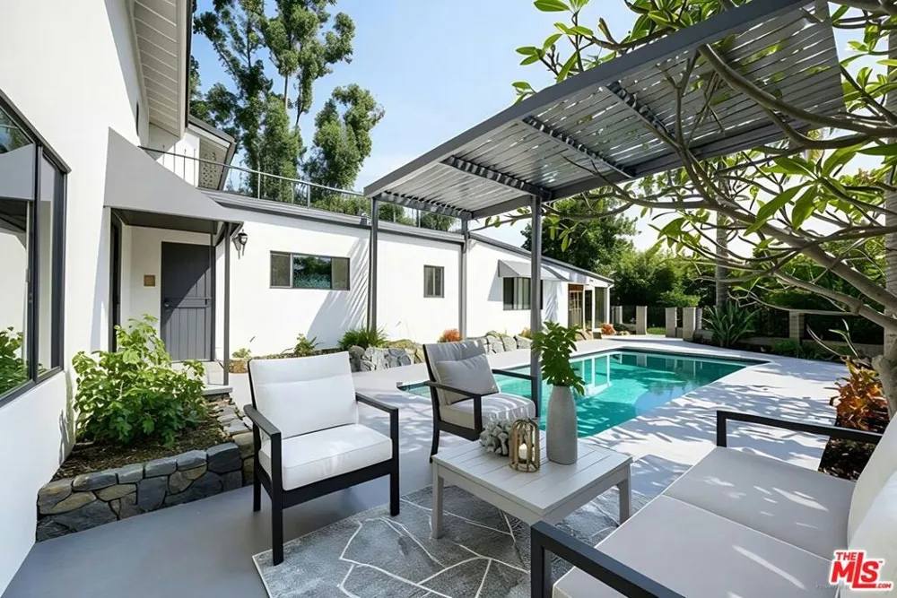 222 El Cielo Lane Bradbury, CA 91008