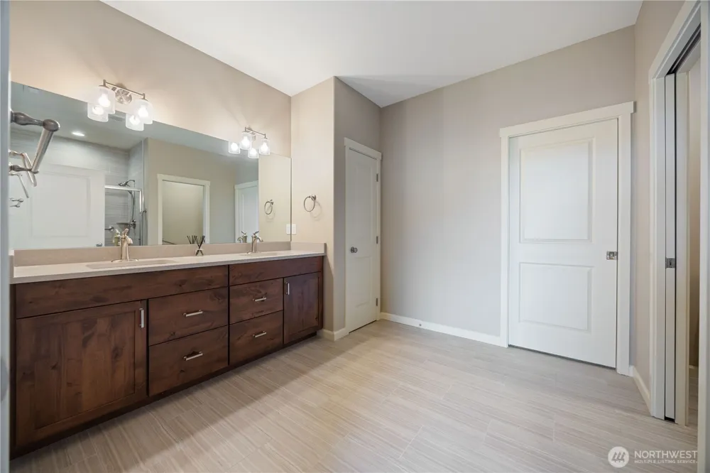 472 Sunny Brooke Lane Chelan, WA 98816
