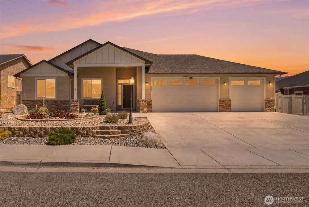 472 Sunny Brooke Lane Chelan, WA 98816