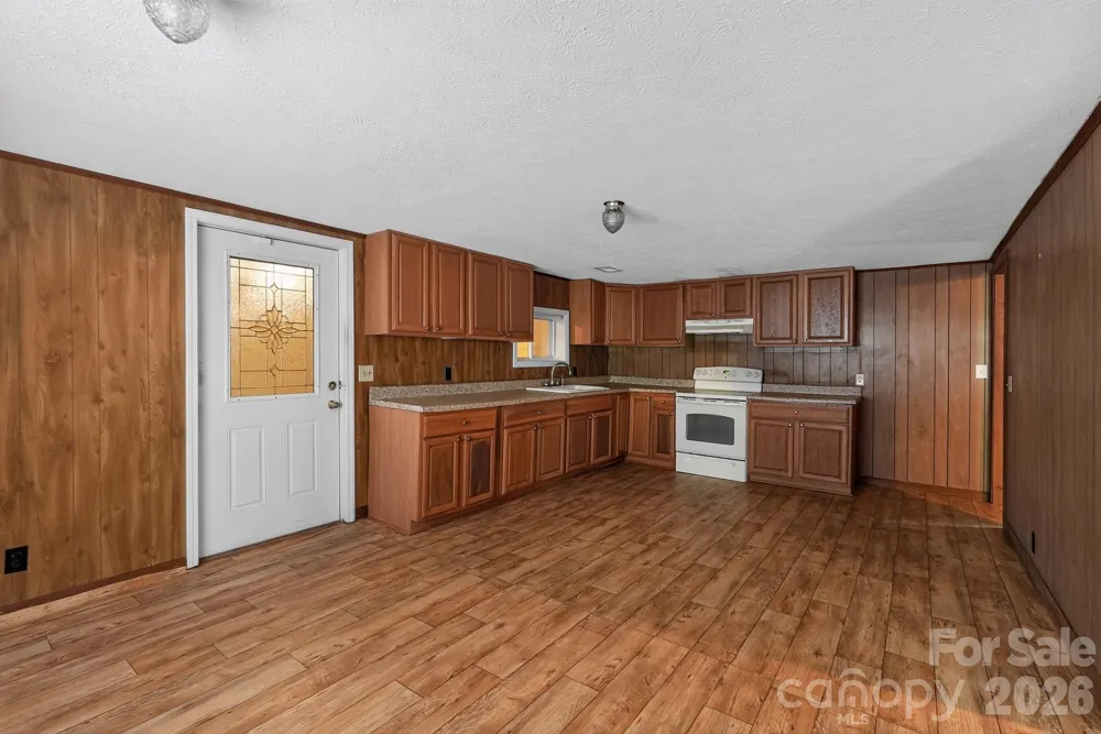 4494 Market Street Loris, SC 29569