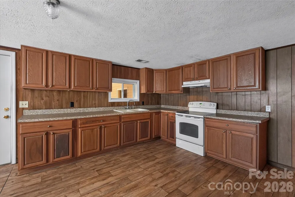 4494 Market Street Loris, SC 29569