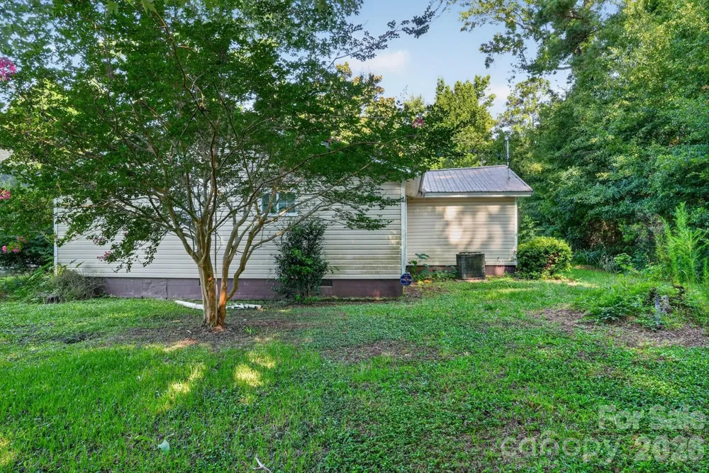 4494 Market Street Loris, SC 29569