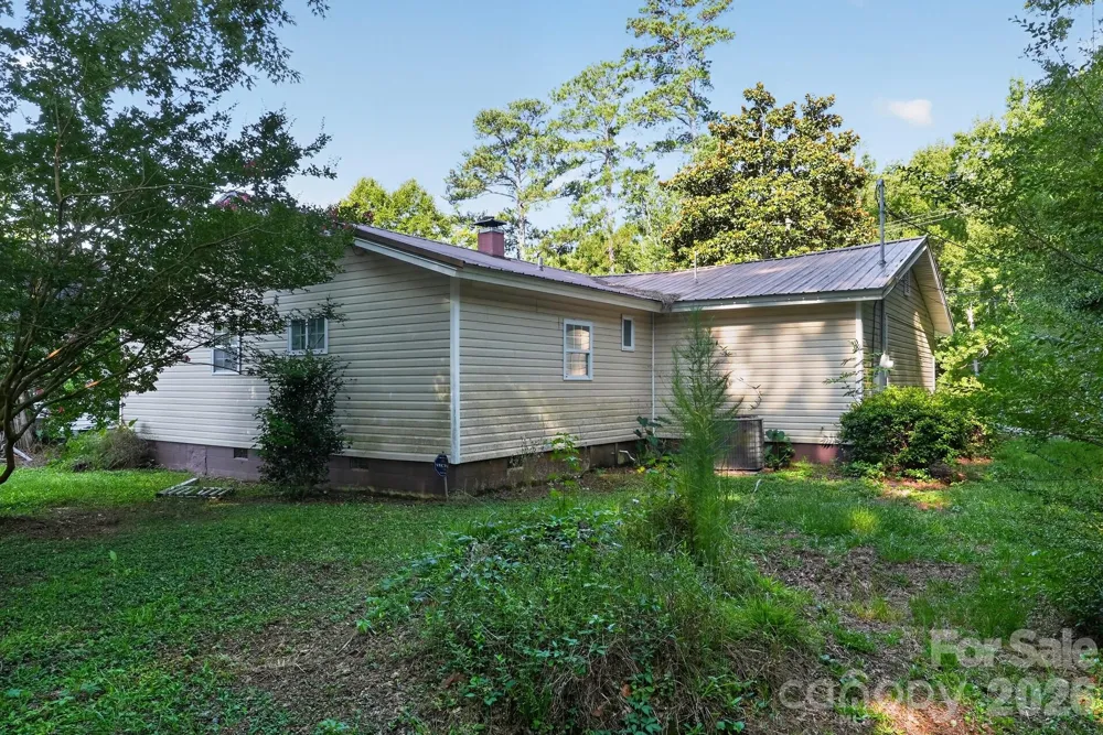 4494 Market Street Loris, SC 29569