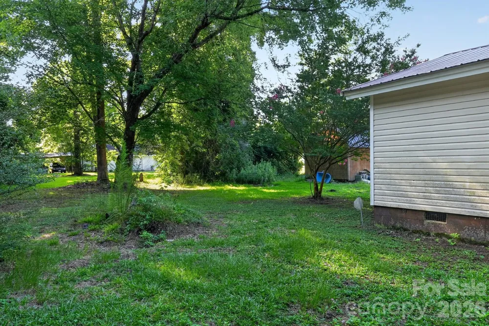 4494 Market Street Loris, SC 29569