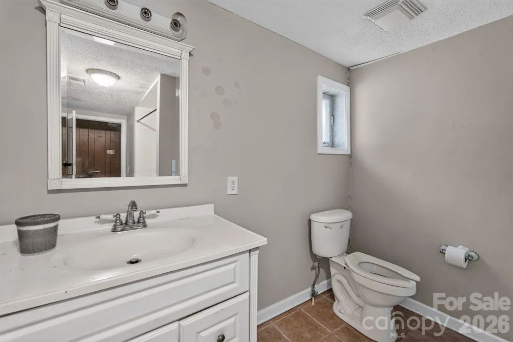 4494 Market Street Loris, SC 29569